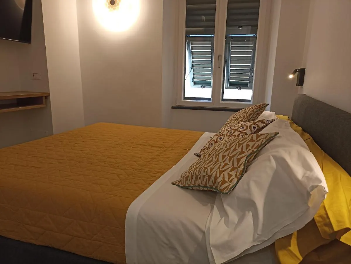 Gasthuis Al Porto 61 - Rooms For Rent Camogli Italië